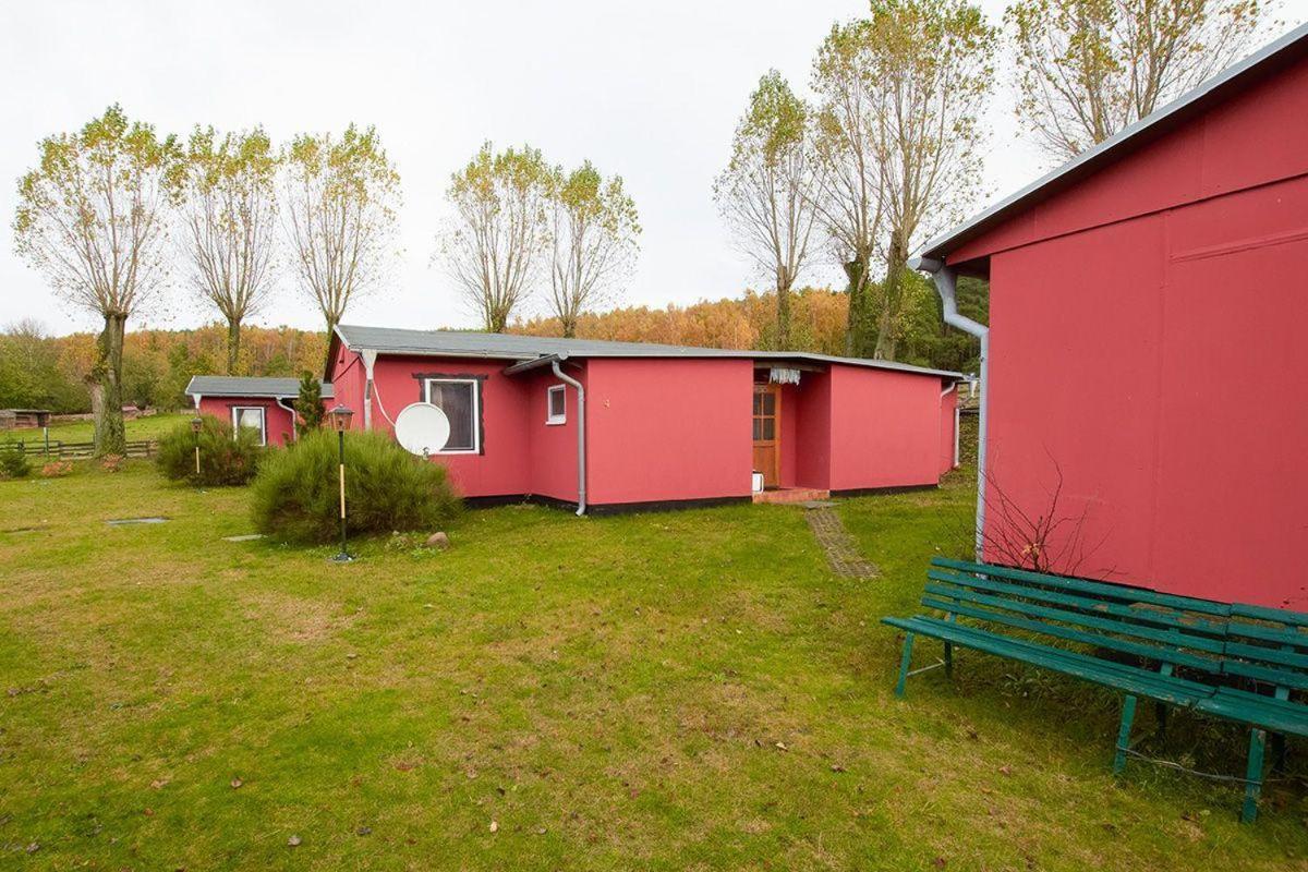 Familienzimmer Mit Gemeinschaftsbad Gross Banzelvitz Exterior photo